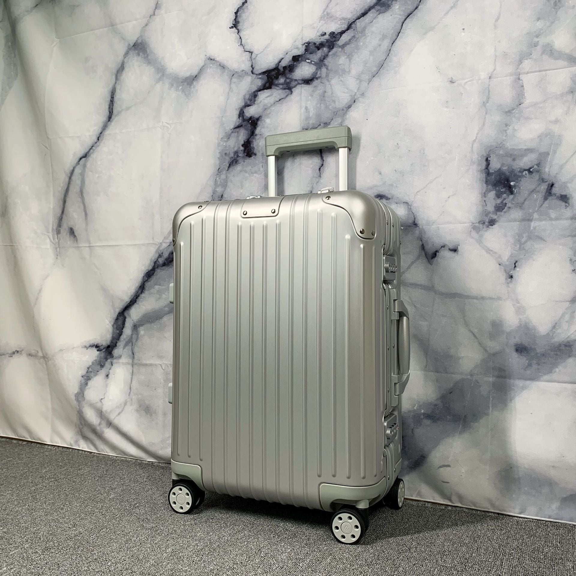 Rimowa Suitcase (Zelle or Wise Only)