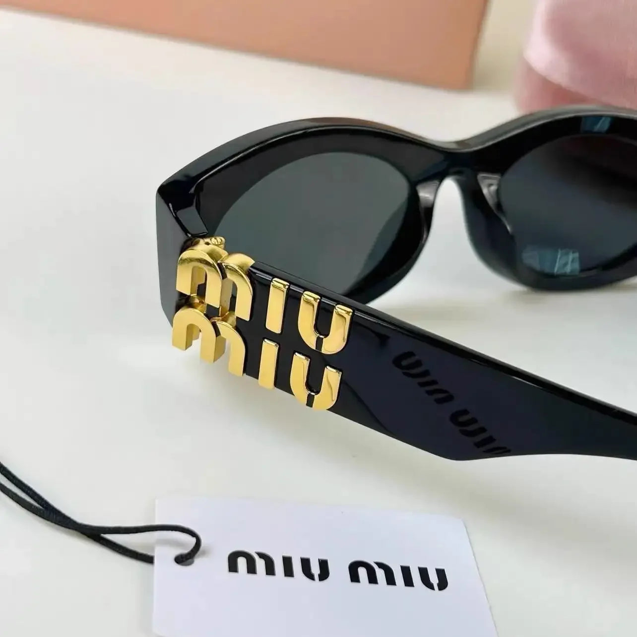 Miu Miu Glimpse sunglasses